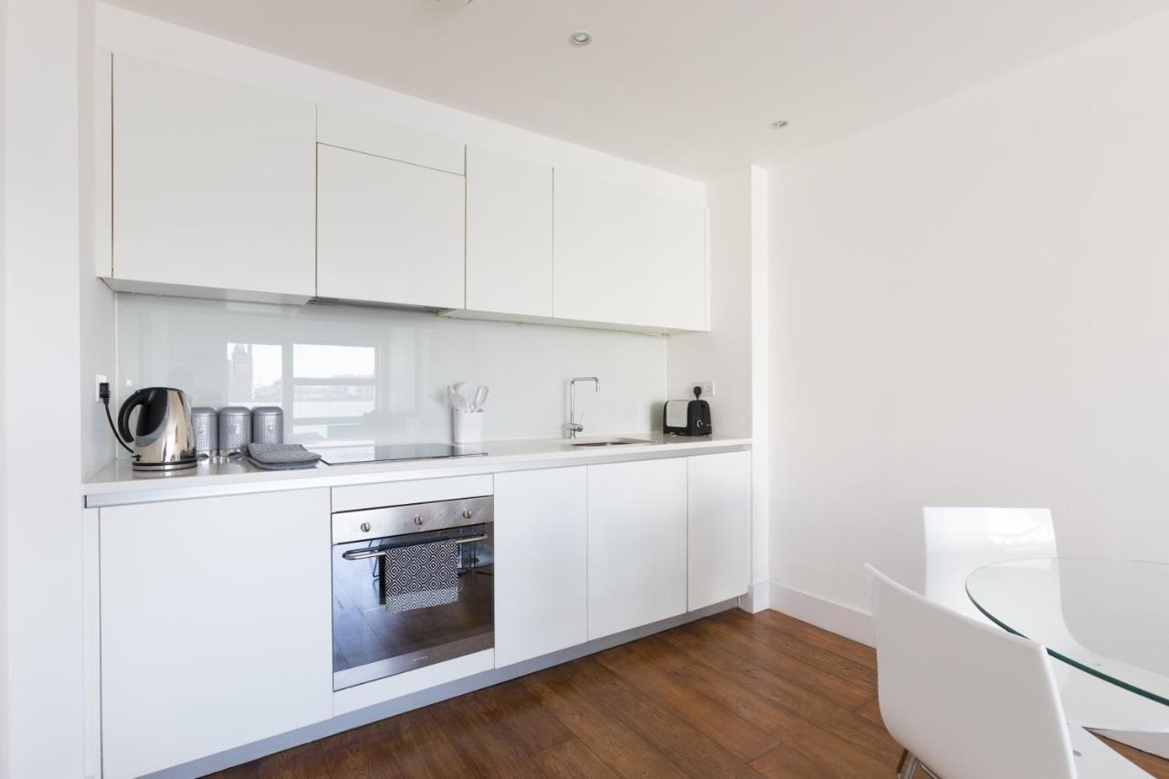 Luxury 2-Bed Flat Parking And Close To The Tube Londres Exterior foto